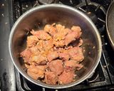 A picture of step 2 of Beef Steak in Peanut Sauce.