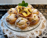 Foto del paso 16 de la receta: Muffins de mantequilla con trocitos de chocolate con leche