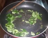 A picture of step 5 of Instant Rava Idli.