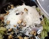 Foto langkah ke 5 dari resep Bihun goreng kakul bumbu mbo.