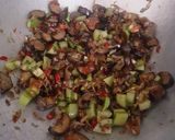 Foto langkah ke 8 dari resep Tumis Terong Teri Terasi Pedas.