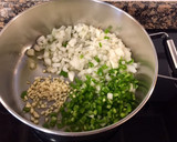 Foto del paso 7 de la receta: Garbanzos con bacalao y langostinos