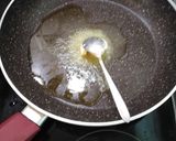 Φωτογραφία βήματος 2 της συνταγής Πατάτες με κιμά στο φούρνο