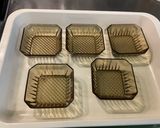 Une image de l'étape 6 de Crèmes caramélisées à la cerise.