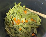 Une image de l'étape 1 de Petits légumes aux lardons.