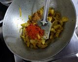 A picture of step 3 of Potato Onion Sabzi.