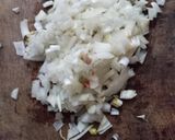 Foto langkah ke 2 dari resep Ayam masak bumbu putih.