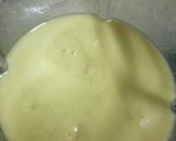 A picture of step 4 of Banana and avocado 'juice'.
