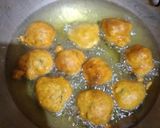 A picture of step 5 of Jhat Pat Karhi.