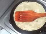 મેક્સિકન ટોર્ટીલા રોટી (Maxican Tortilla Roti Recipe In Gujarati)