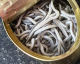 Foto del paso 3 de la receta: Ensalada con gulas