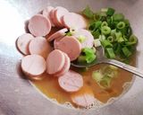 Foto langkah ke 2 dari resep Omelet mie instan.
