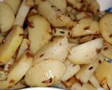 A picture of step 3 of Jeera aloo.