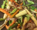 Foto langkah ke 2 dari resep Tumis asparagus.