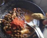 A picture of step 2 of લીલાં ચણા-જીંજરાની પંજાબી સબ્જી.