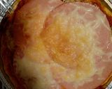 Foto langkah ke 6 dari resep Pizza Salami Empuk.