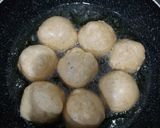Foto langkah ke 4 dari resep Bakso goreng.