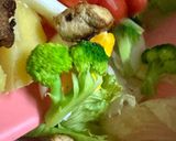 Gambar langkah 1 resipi Salad Ayam.