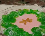 A picture of step 5 of Strawberry Custard 🍮 🍓.