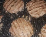 صورة لخطوة 1 من وصفة همبرغر 🍔😋😋