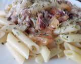 Foto del paso 5 de la receta: Pasta con salmón y atún