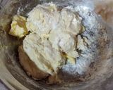 Foto langkah ke 2 dari resep Chicken Floss Bread(Roti abon ayam).