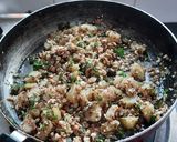 A picture of step 3 of Sabudana khichadi.