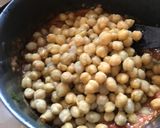 A picture of step 5 of Espinacas con Garbanzos(Spanish Chickpea Stew).