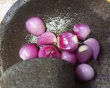 Foto langkah ke 3 dari resep Semur Ayam Telur Puyuh.