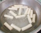Hình bước làm 5 của món Bánh gạo làm từ bột mì