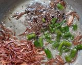 A picture of step 2 of Chicken Yakhni Pulao.