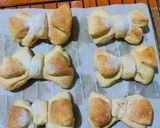 Hình bước làm 7 của món Bánh mỳ hình nơ đáng yêu