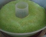 Foto langkah ke 4 dari resep Bolu Kukus Pandan Keju Lumer.