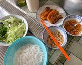 Hình bước làm 4 của món Bún thịt ram nước dừa