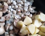 मशरूम विद एप्पल एंड मखाना (mushroom with apple and makhana recipe in Hindi) रेसिपी चरण 7 फोटो