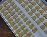 Foto langkah ke 6 dari resep Fancy Cookies with Royal Icing.