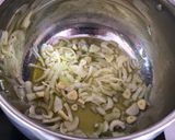A picture of step 3 of Hvarska Gregada (Croatian Fish Stew).