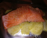 Foto del paso 3 de la receta: Salmón al horno con patatas en papillote
