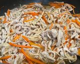 A picture of step 8 of Stir-Fried Fresh Vegetables and Pork.