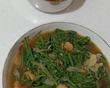 Foto langkah ke 4 dari resep Tumis daun Pakis Udang.