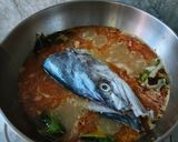 Foto langkah ke 3 dari resep Gulai Kepala Ikan (Tengiri).