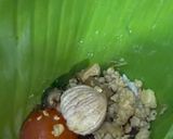 Foto langkah ke 4 dari resep Bacang Ketan Beras Isi Ayam Jamur Telur Asin.