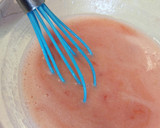 Foto del paso 5 de la receta: Bizcocho de fresas vegano 🍓🍓🍓