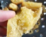 Foto langkah ke 5 dari resep Singkong Keju Merekah.
