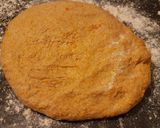 Foto del paso 3 de la receta: Pan de calabaza integral con semillas y pimienta 🎃🍞