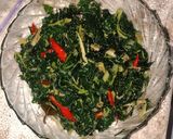 Foto langkah ke 5 dari resep Oseng Daun Pepaya.
