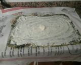 Foto del paso 5 de la receta Rollo de espinacas, salmón y queso de untar