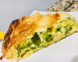 Foto del paso 5 de la receta: EMPANADA DE PUERROS ZAPALLITOS Y QUESO 🧀 🤗😋👏🥰