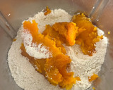 Foto del paso 2 de la receta: Tortitas de calabaza asada con canela