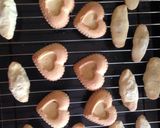 Hình bước làm 2 của món London Almond Cookies